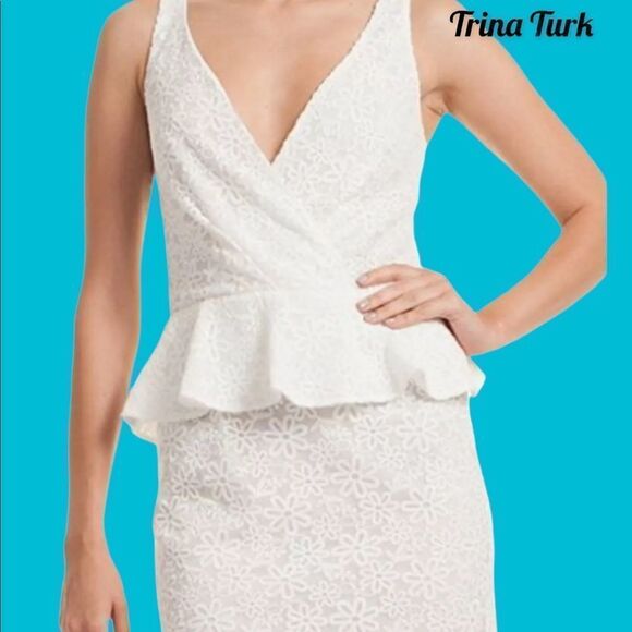TRINA TURK NWT V NECK PEPLUM LACE DRESS WHITE WASH ALL OCCASION - Picture 1 of 9